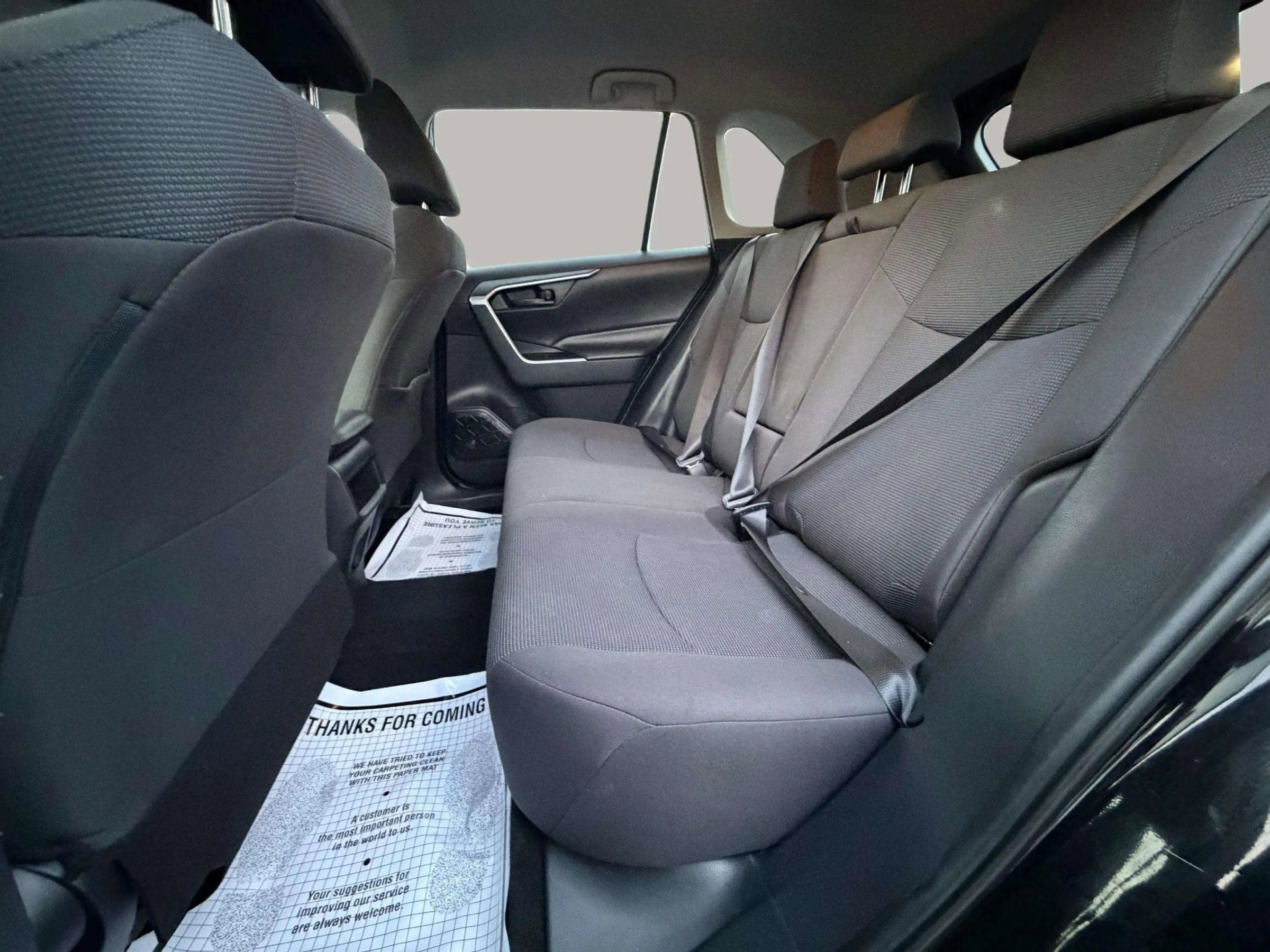 Used 2019 Toyota RAV4 LE image 20