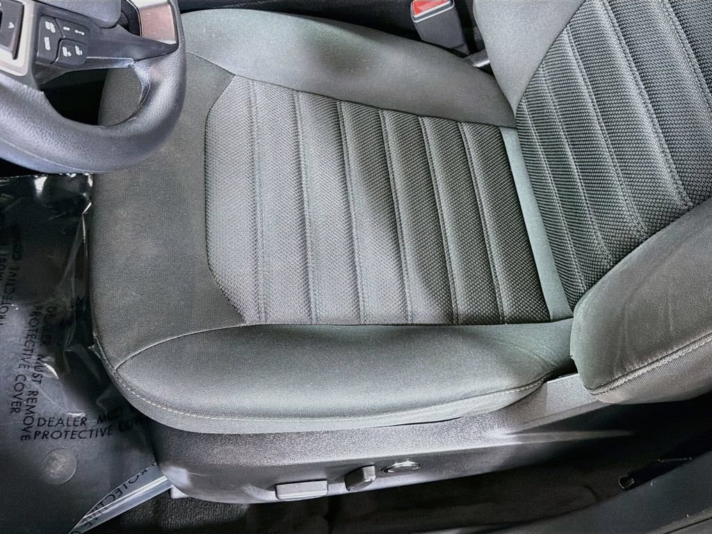 Used 2019 Ford Fusion SE FWD image 20