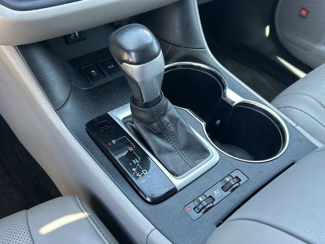 Used 2016 Toyota Highlander Limited Platinum FWD image 30
