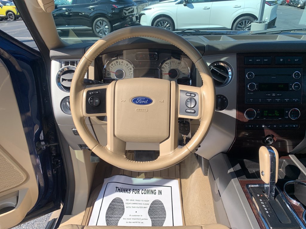 Used 2012 Ford Expedition XLT AWD/4WD image 20