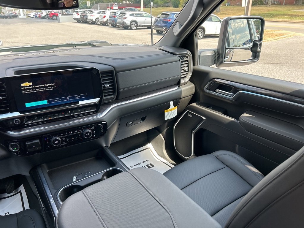 New 2026 Chevrolet Silverado 2500 LTZ w/ LTZ Convenience Package image 15