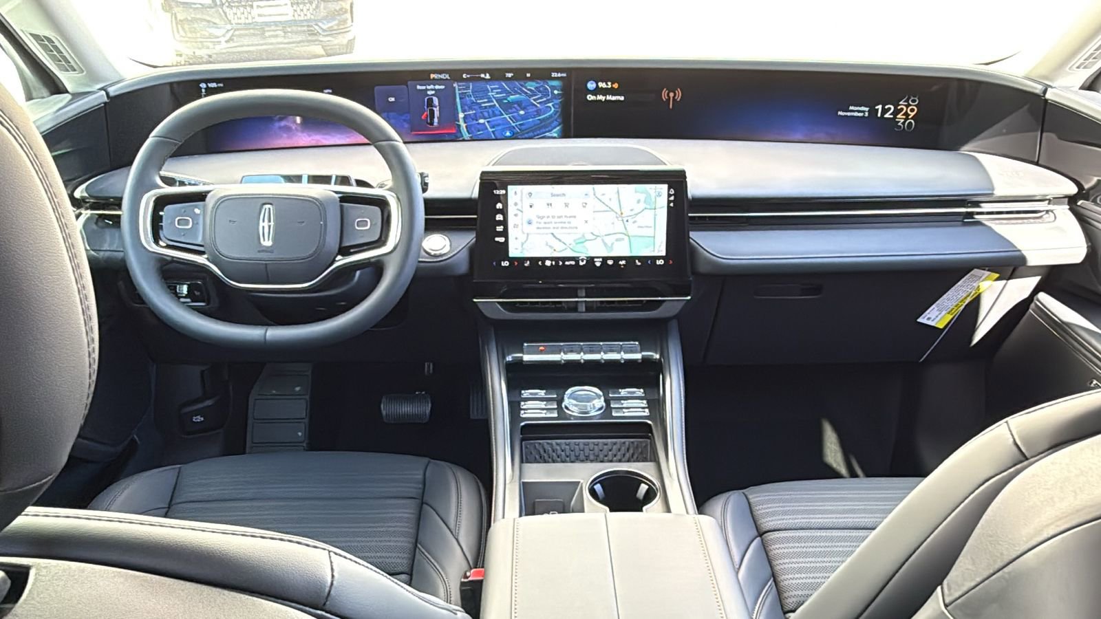 New 2026 Lincoln Nautilus Reserve w/ Jet Appearance Package image 18