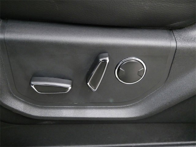 Used 2016 Ford F150 Lariat w/ Equipment Group 502A Luxury image 16