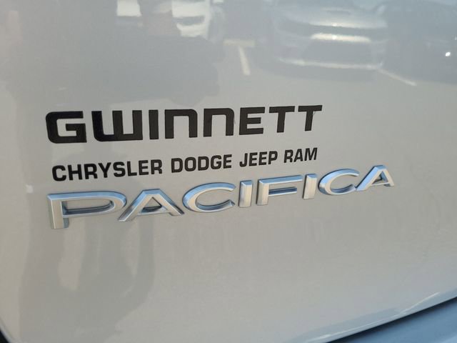 New 2026 Chrysler Pacifica Pinnacle image 30