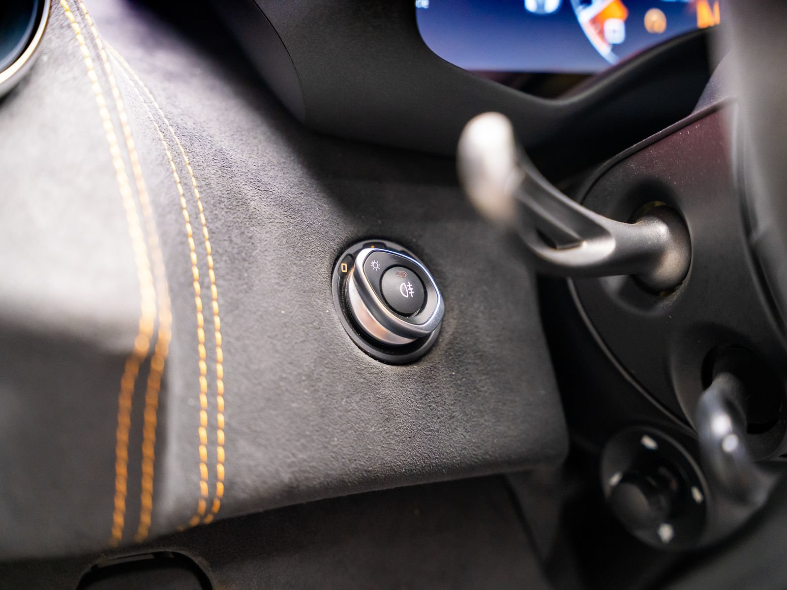 Used 2020 McLaren 600LT Spider RWD image 47