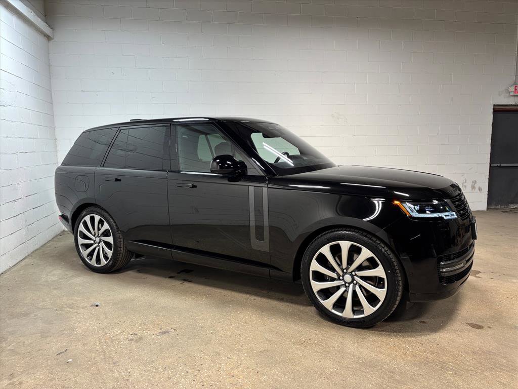 Used 2023 Land Rover Range Rover SE image 5