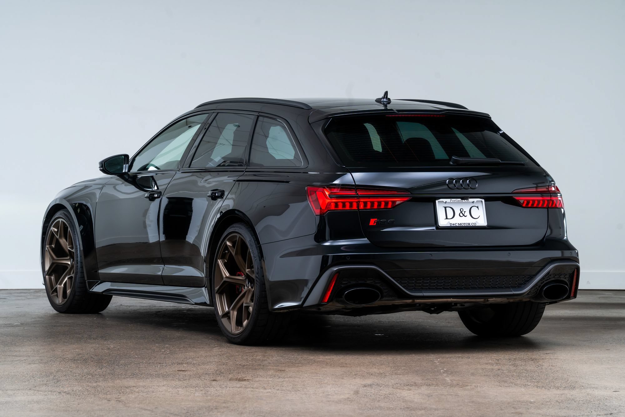 Used 2024 Audi RS 6 performance AWD/4WD image 6