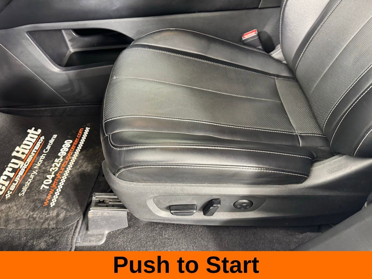 Used 2023 INFINITI QX60 Luxe w/ Performance Audio Package image 13