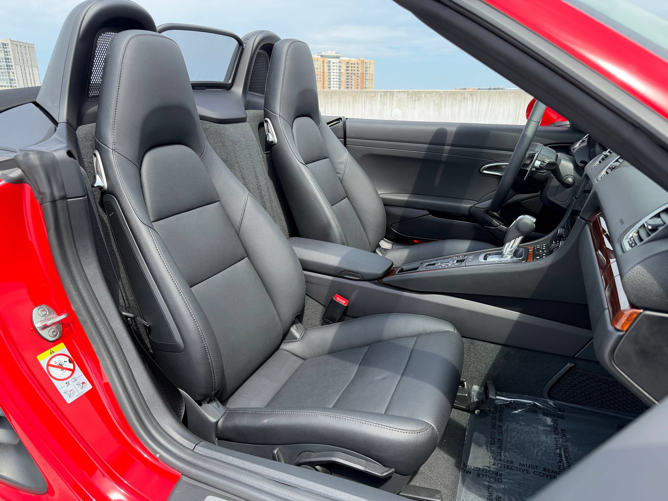 Certified 2025 Porsche 718 Boxster RWD image 20
