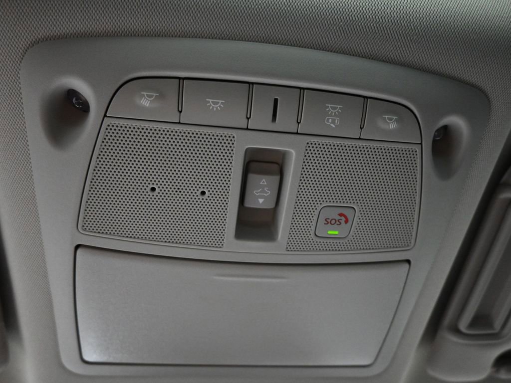 Used 2024 Nissan Armada Platinum w/ Cargo Package image 21