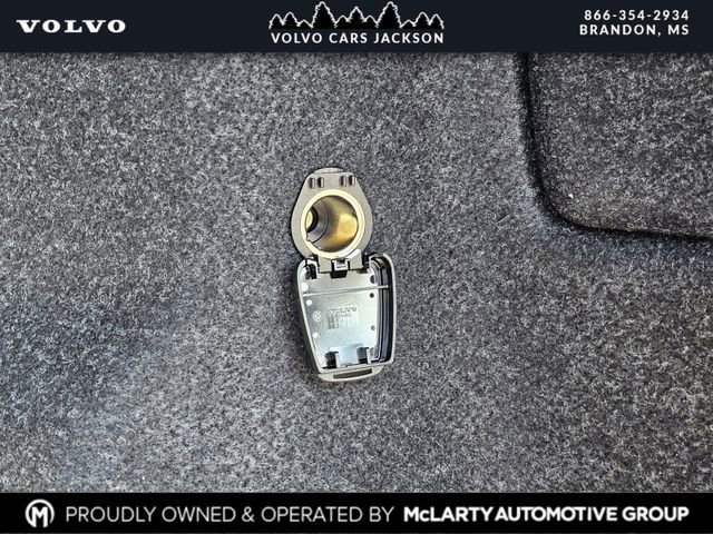 New 2026 Volvo XC40 B5 Ultra w/ Protection Package Premier image 26
