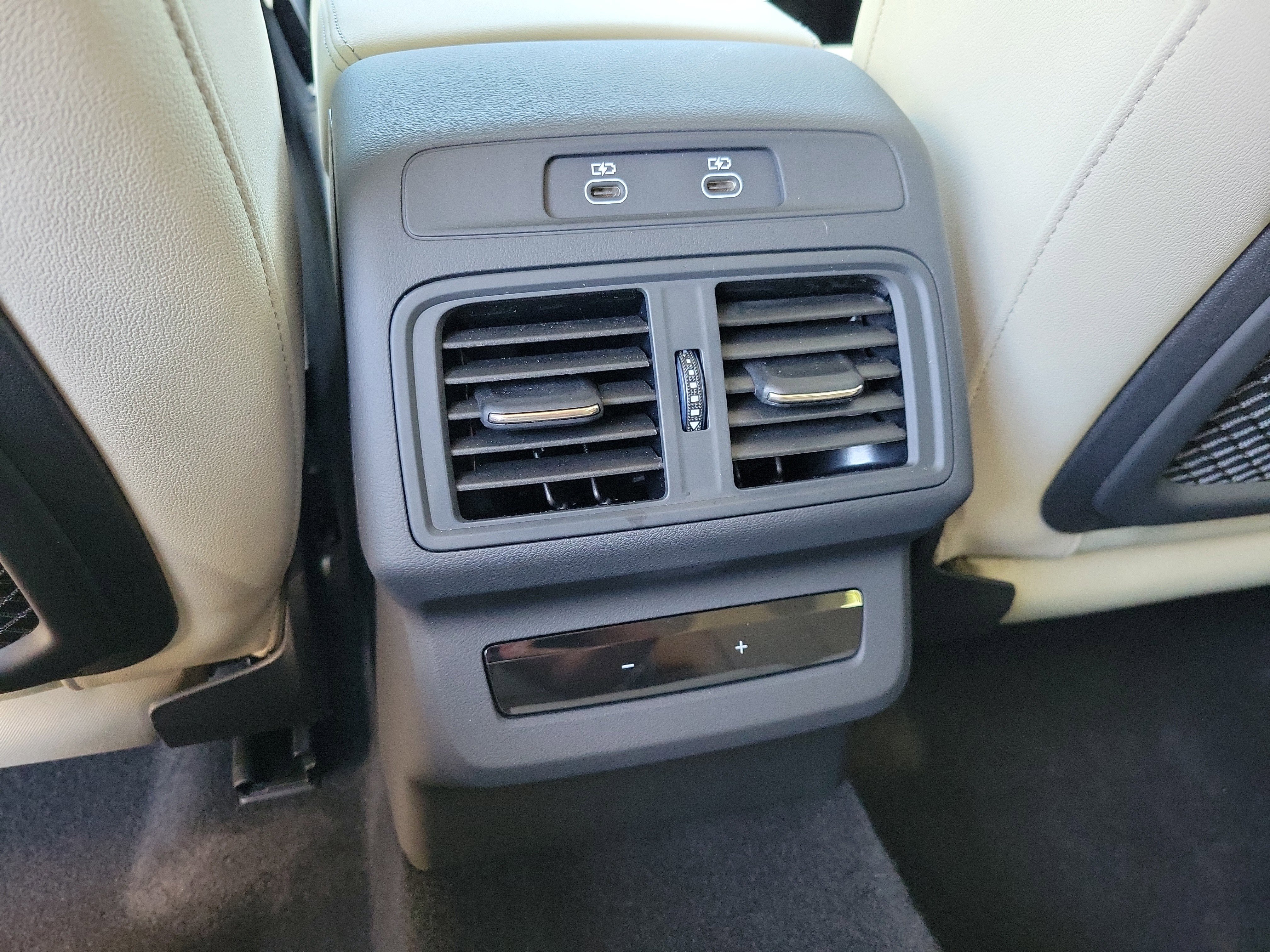 Used 2025 Audi Q5 Premium Plus w/ Premium Plus image 17