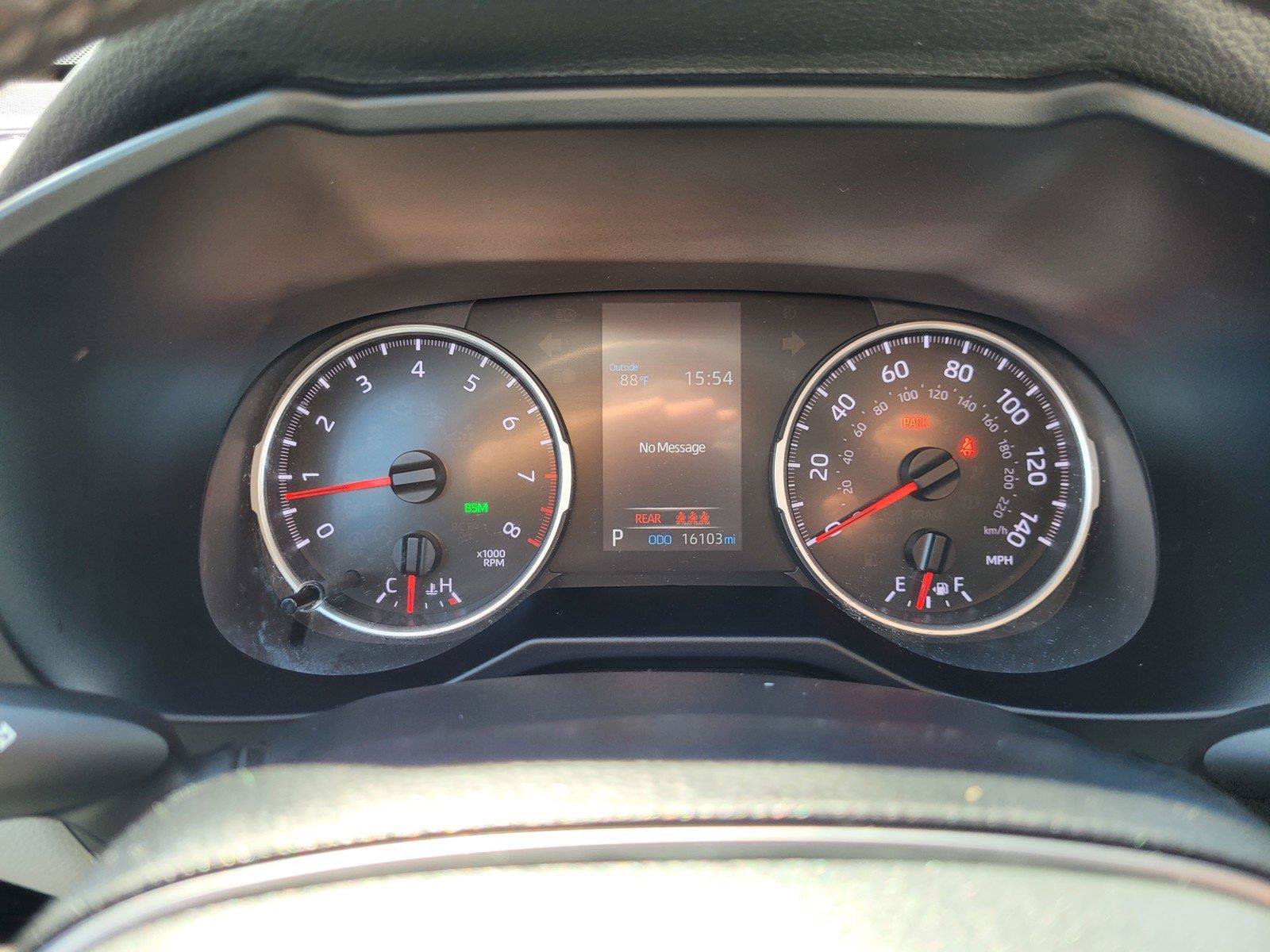 Used 2021 Toyota RAV4 XLE Premium AWD/4WD image 30