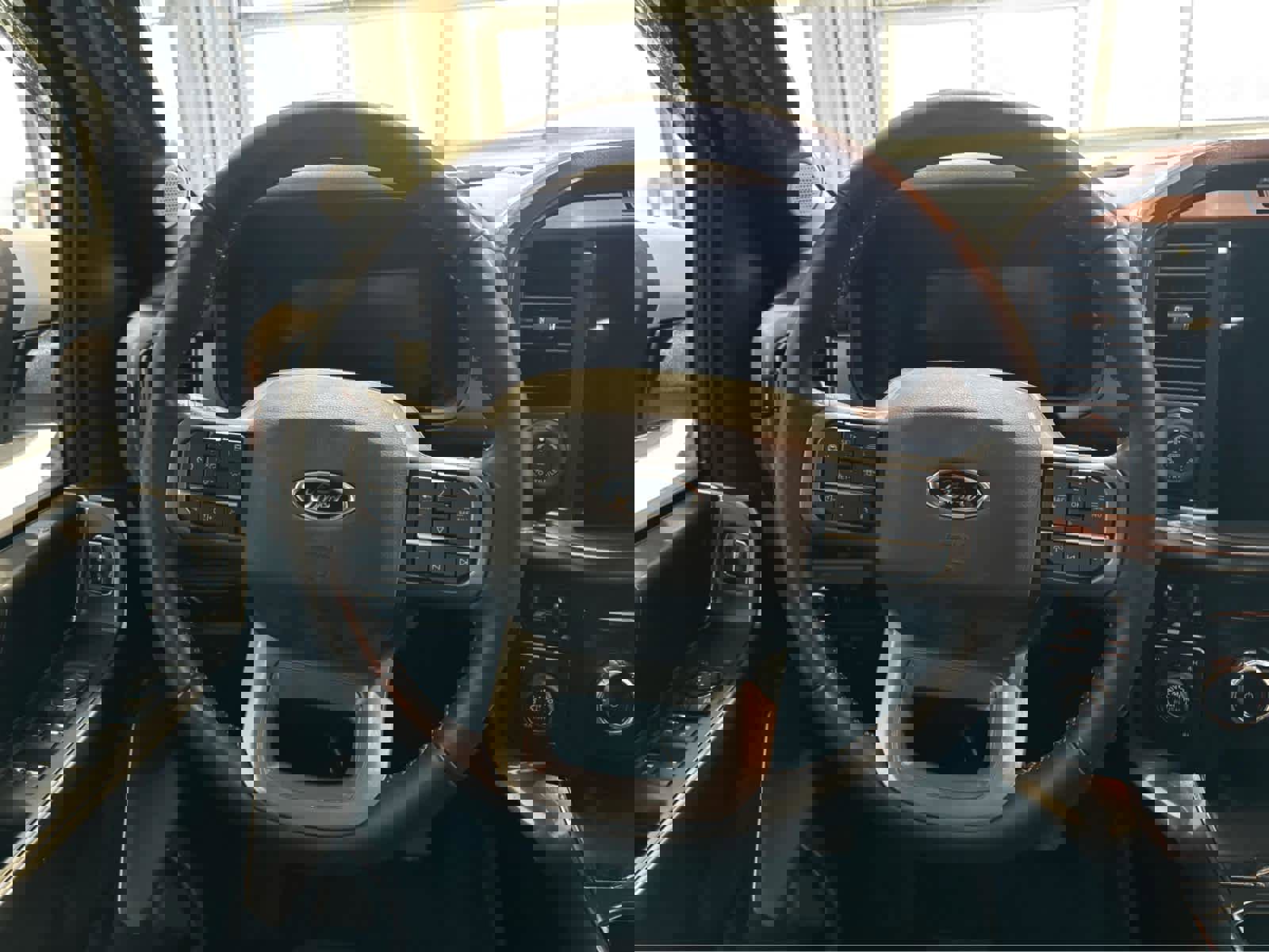 Used 2023 Ford F150 Lariat w/ Equipment Group 502A High image 15