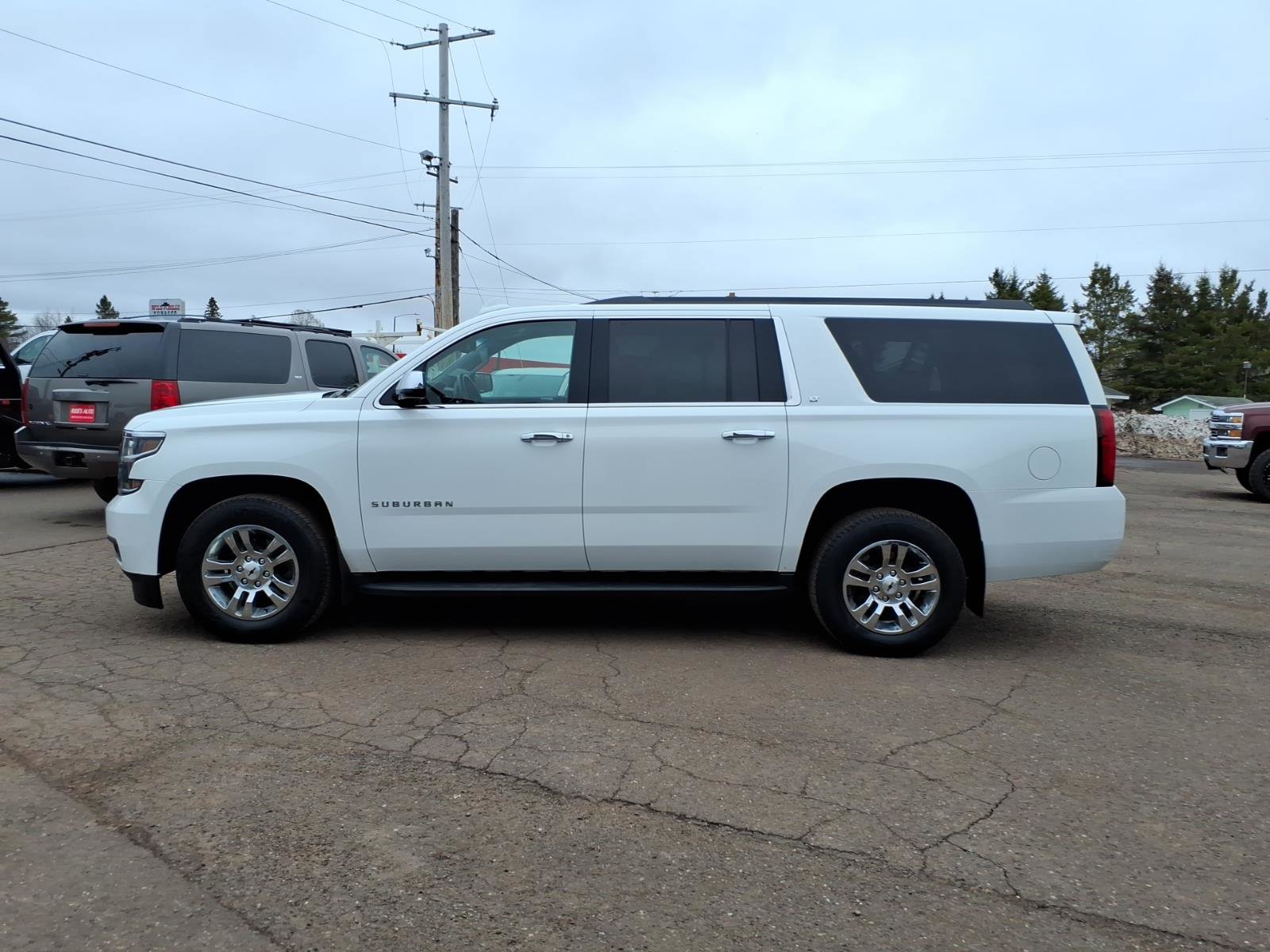 Used 2018 Chevrolet Suburban LT AWD/4WD image 3