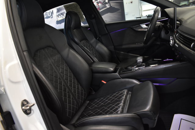 Used 2023 Audi S4 Prestige w/ Prestige Package image 34