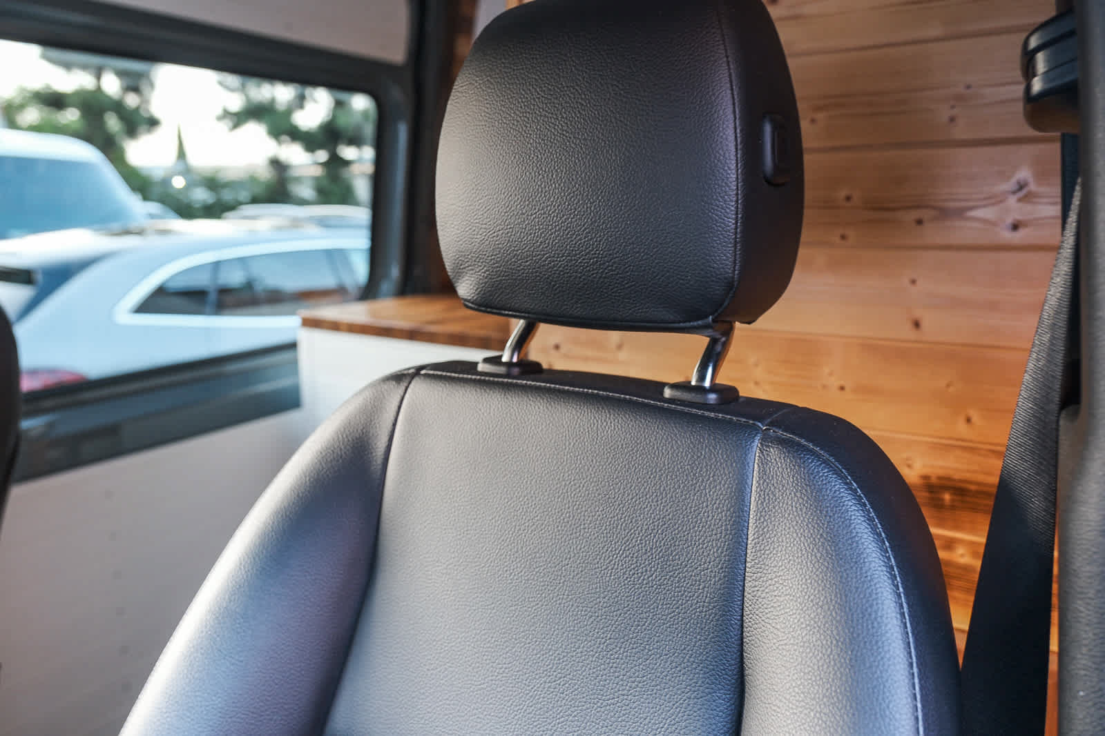 Used 2024 Mercedes-Benz Sprinter 2500 w/ Acoustic Package image 68