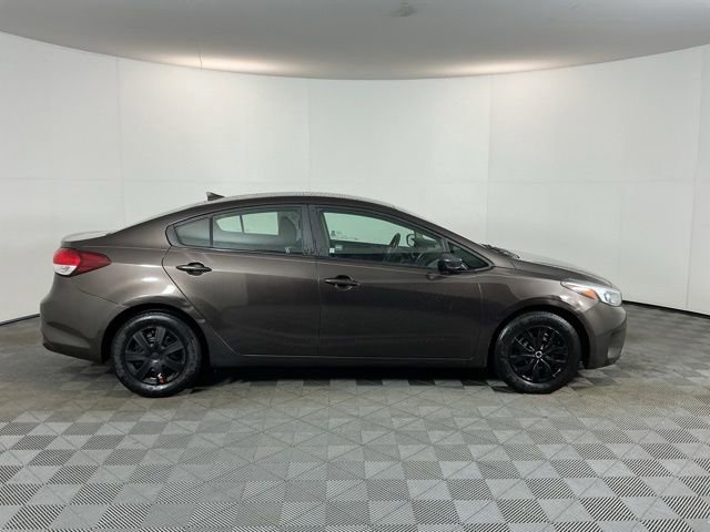 Used 2018 Kia Forte LX FWD image 4