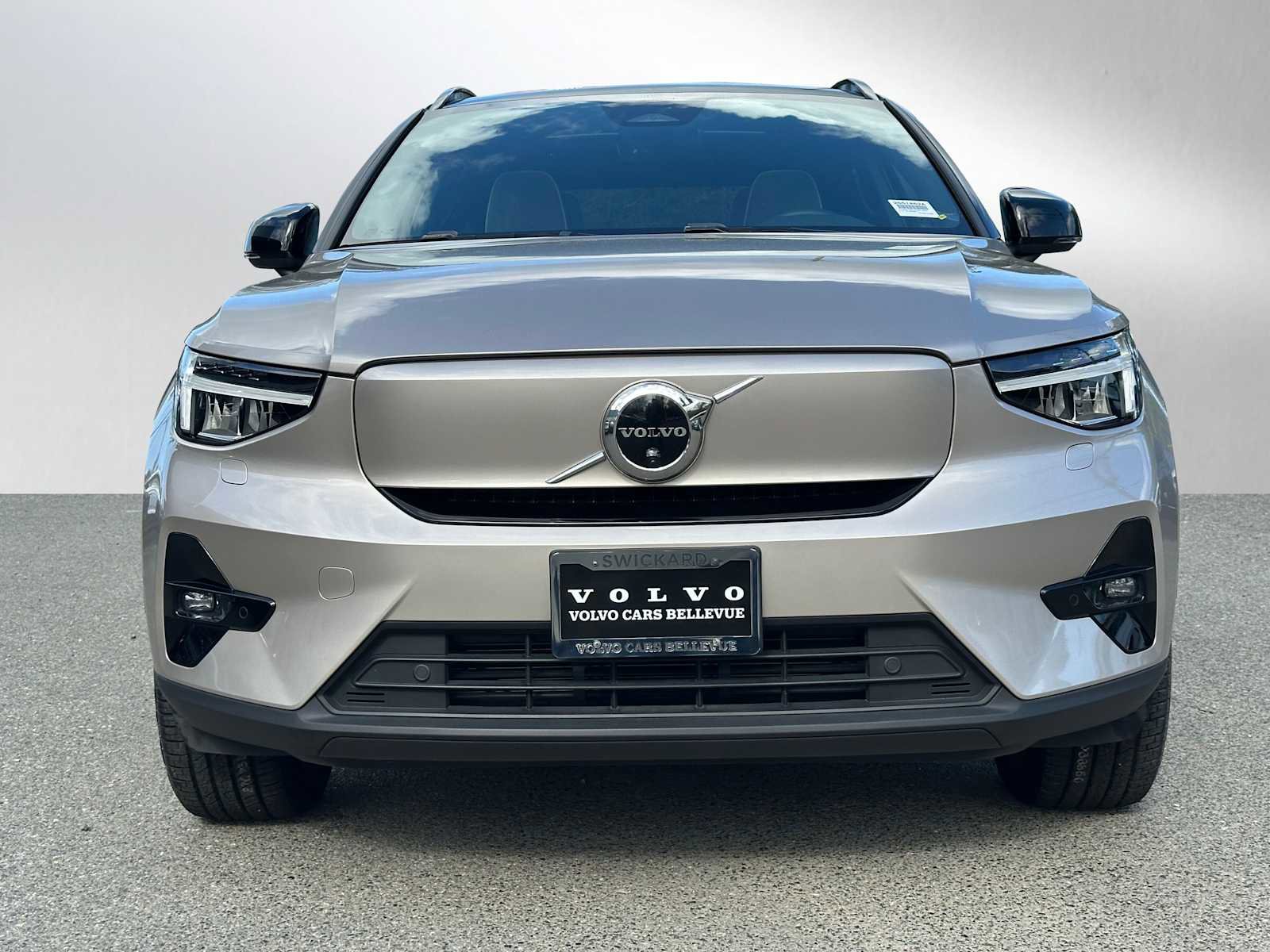 Certified 2023 Volvo XC40 Recharge Ultimate AWD/4WD image 9