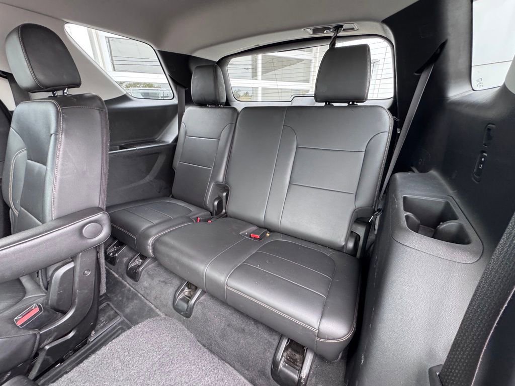 Used 2021 Chevrolet Traverse Premier AWD/4WD image 23