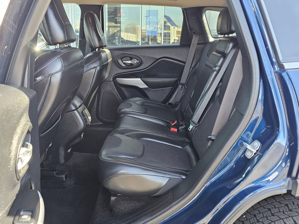 Used 2018 Jeep Cherokee Latitude Plus image 13