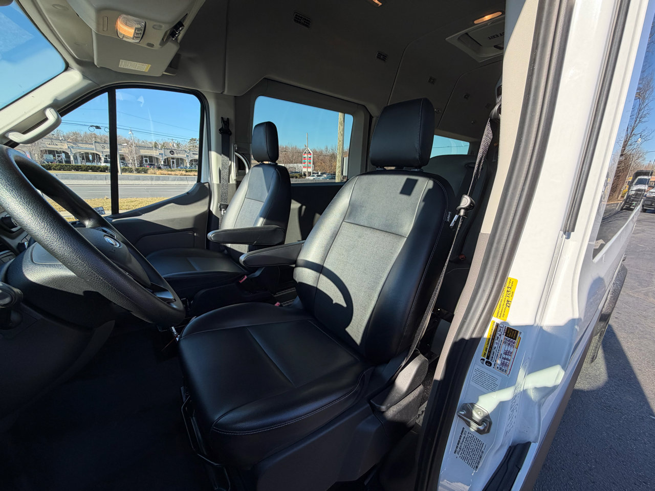 Used 2020 Ford Transit 350 XL image 18