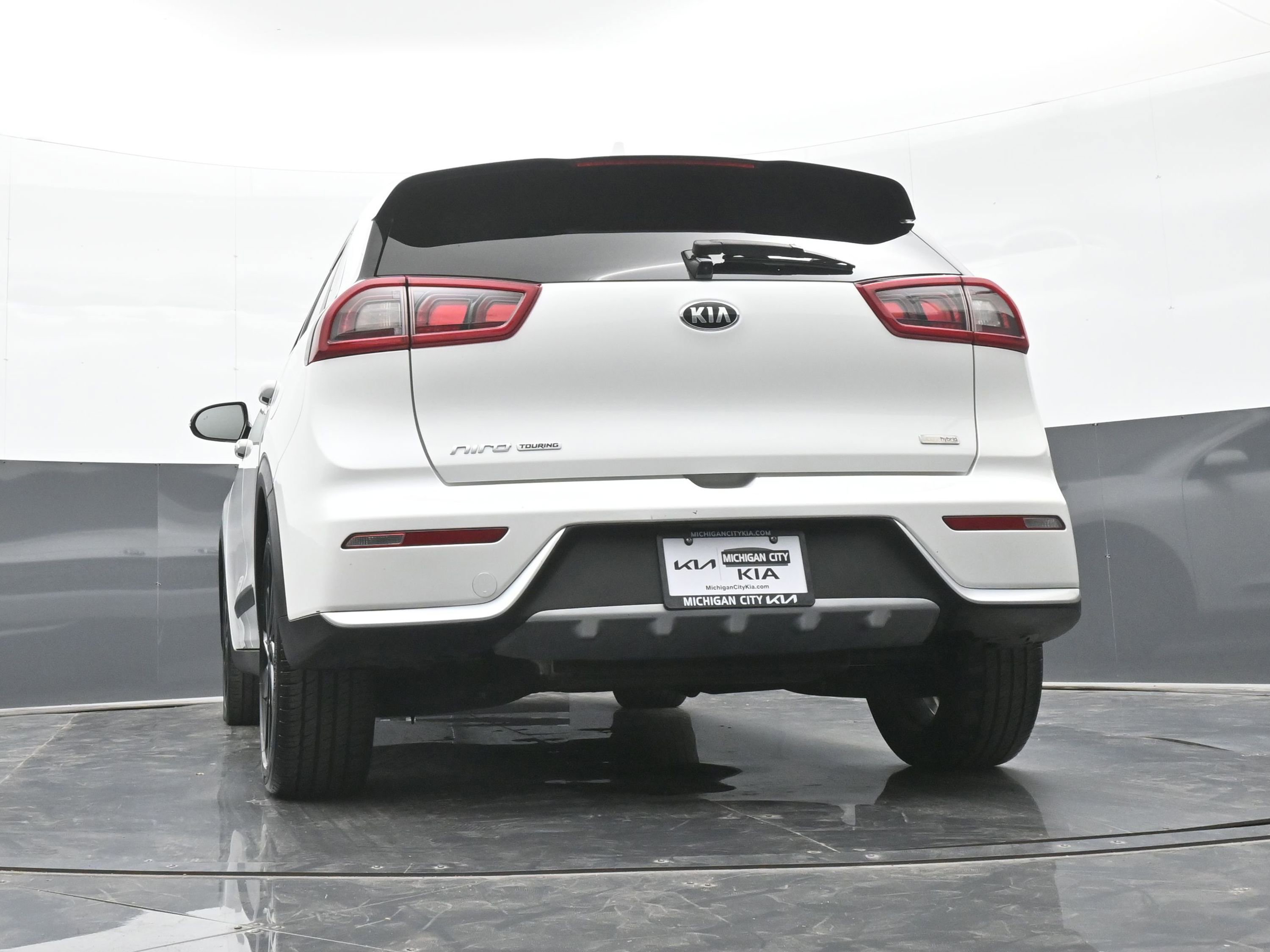 Used 2019 Kia Niro S Touring image 43