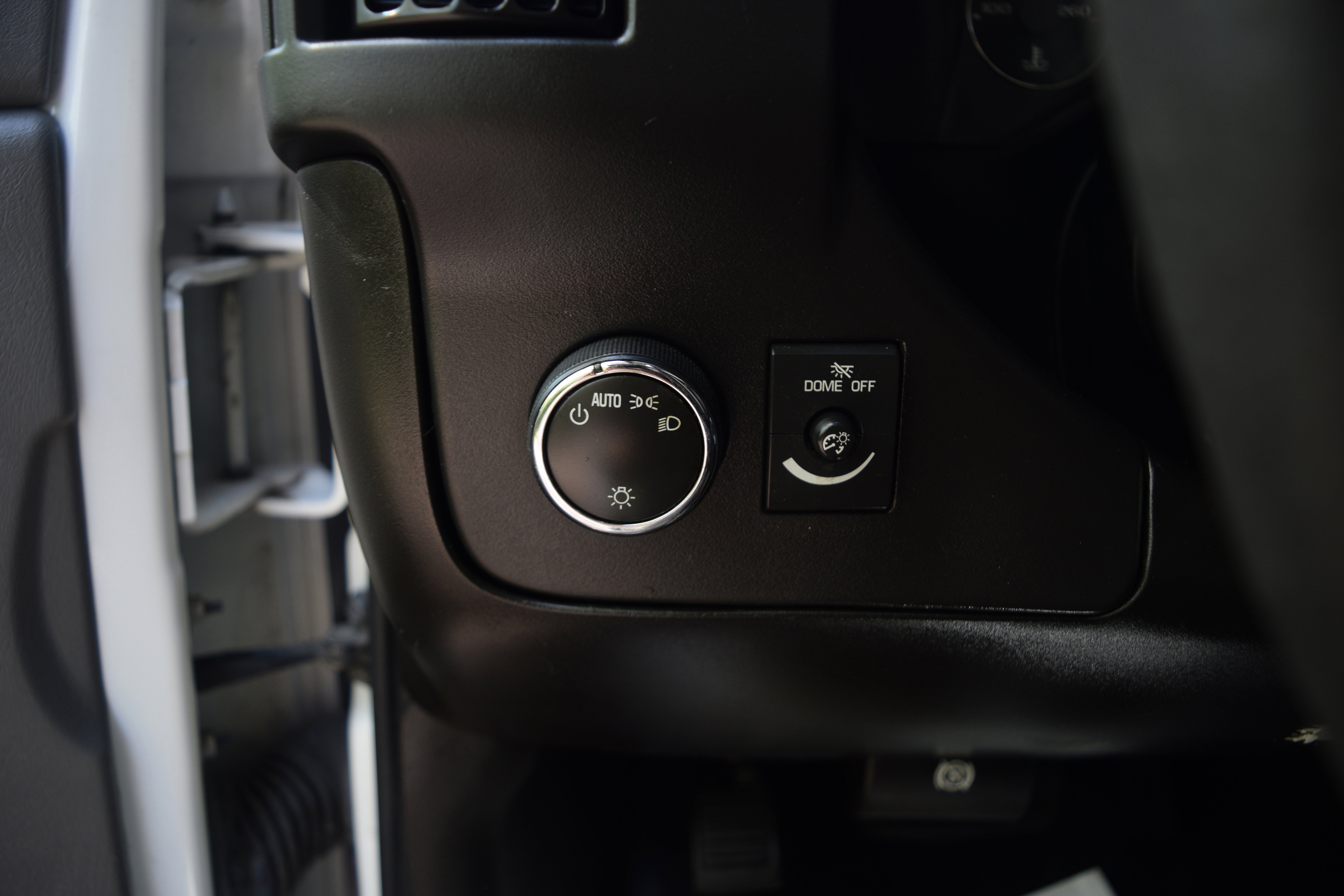 Used 2014 Chevrolet Express 3500 RWD image 6