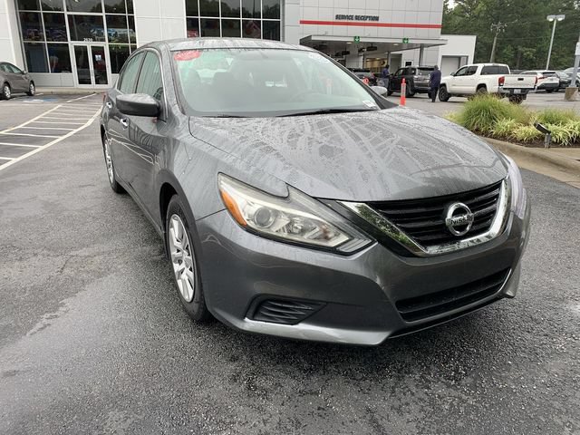 Used 2018 Nissan Altima 2.5 S w/ S Convenience Package FWD image 2