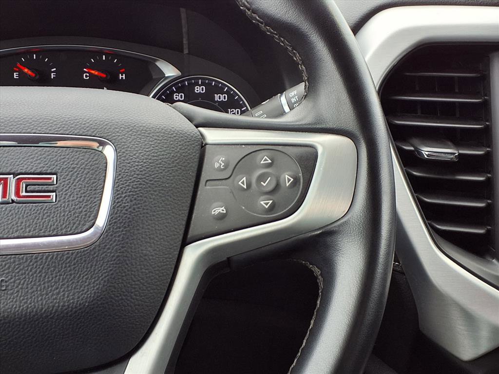 Used 2023 GMC Acadia SLT image 18