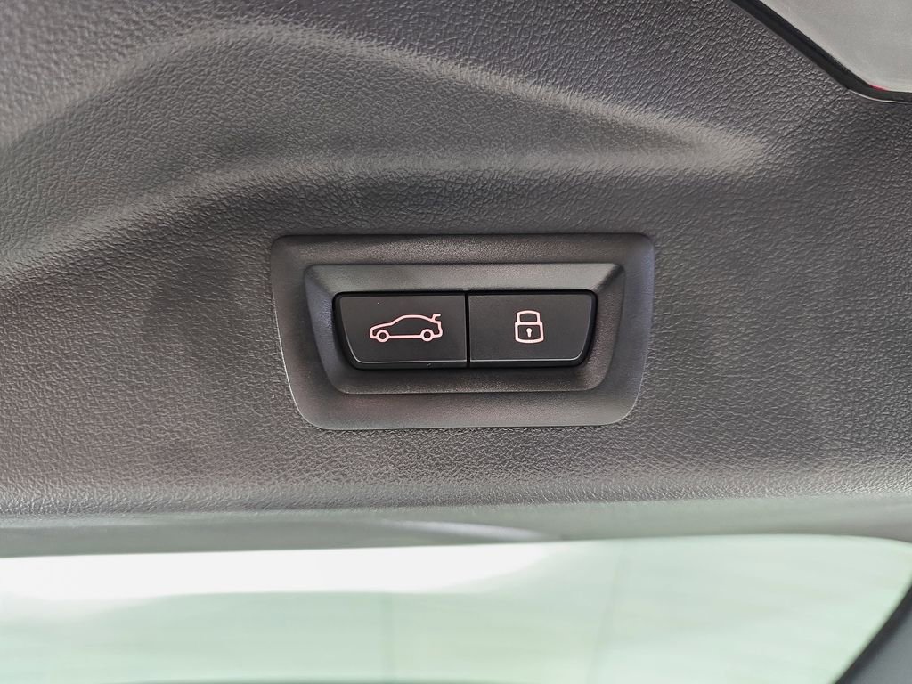 New 2026 BMW X7 M60i image 13