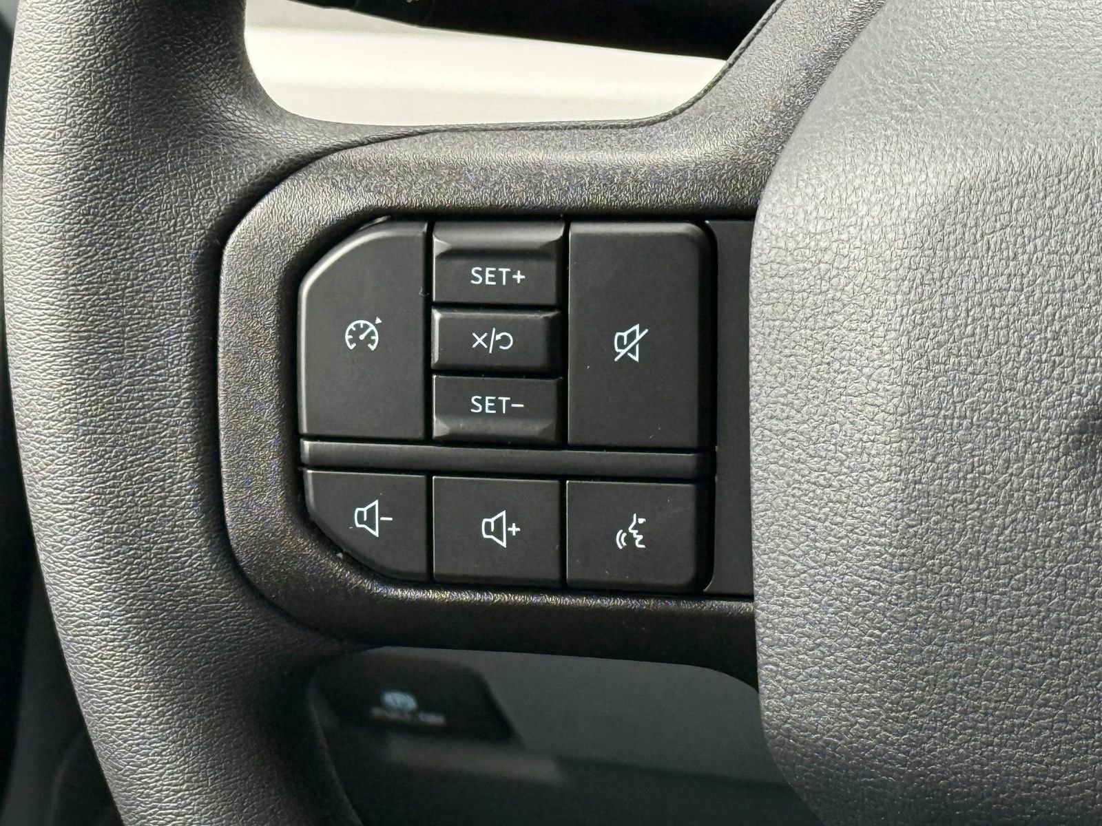 New 2026 Ford F350 XLT w/ 360-Degree Camera Package image 25