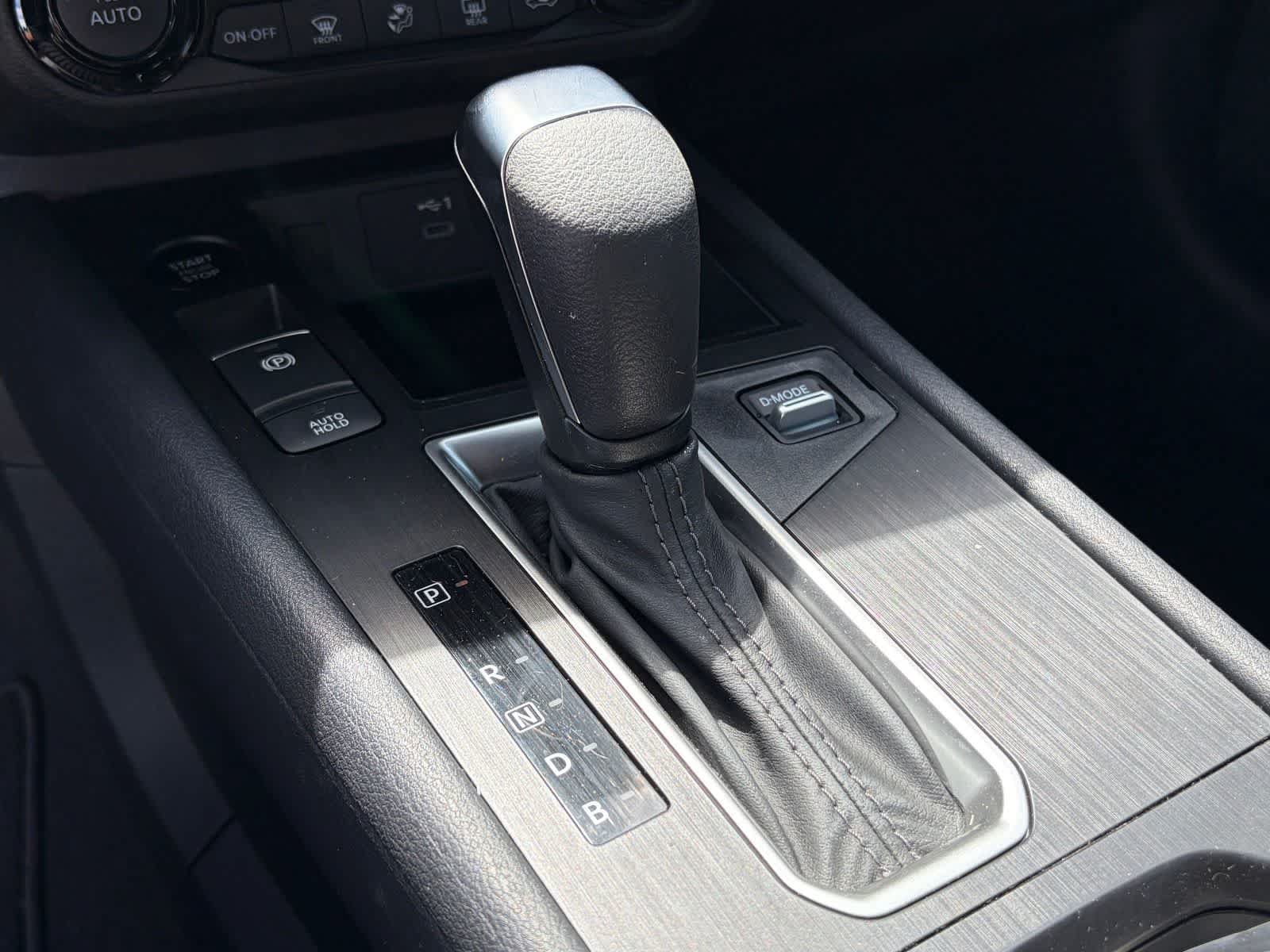 Certified 2026 Nissan Kicks SV FWD image 21