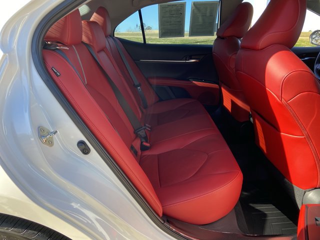 Used 2020 Toyota Camry XSE image 13