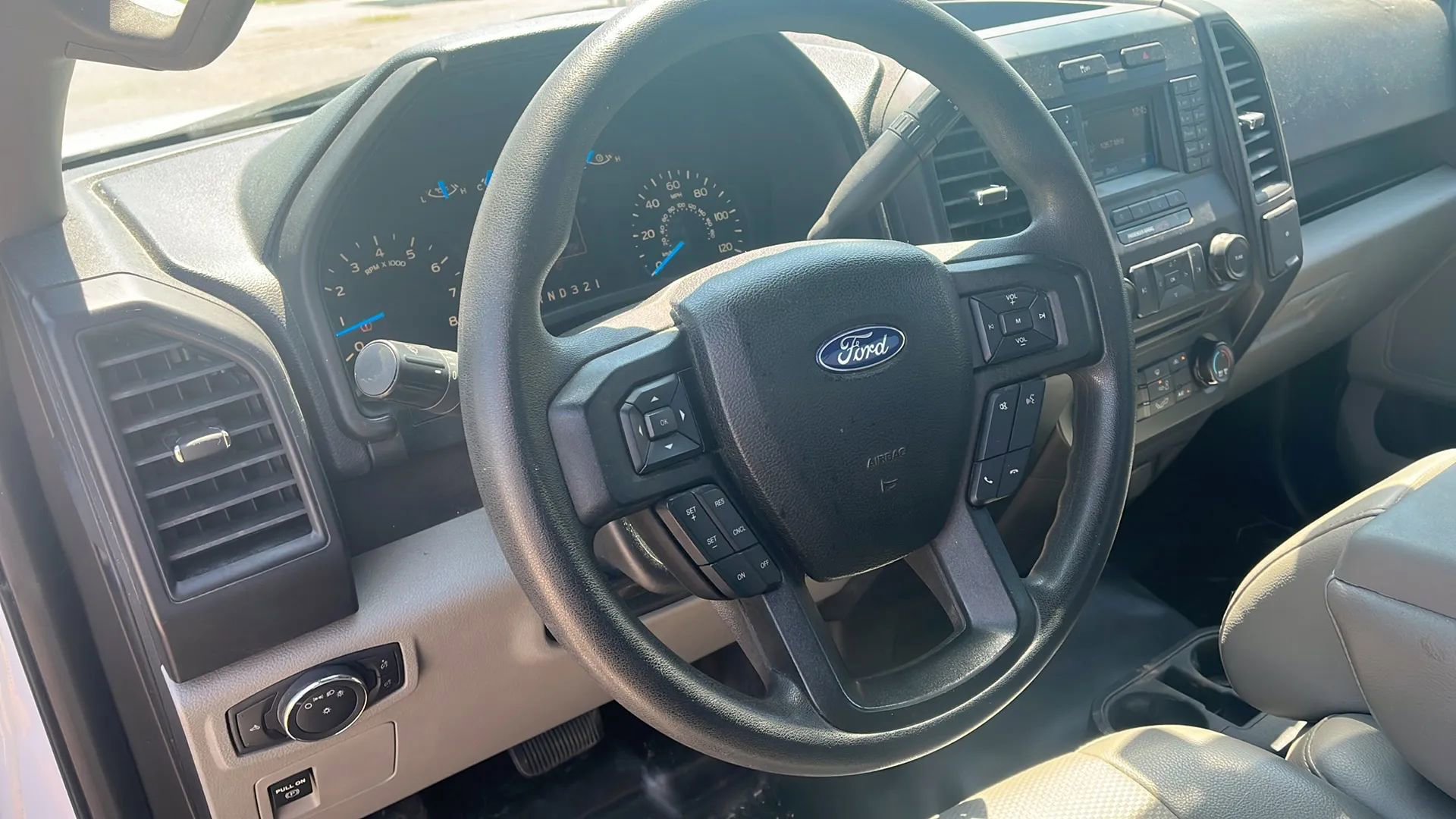 Used 2016 Ford F150 XL w/ Equipment Group 101A Mid image 9