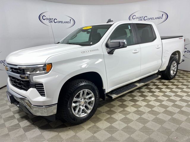 Used 2023 Chevrolet Silverado 1500 LT image 3