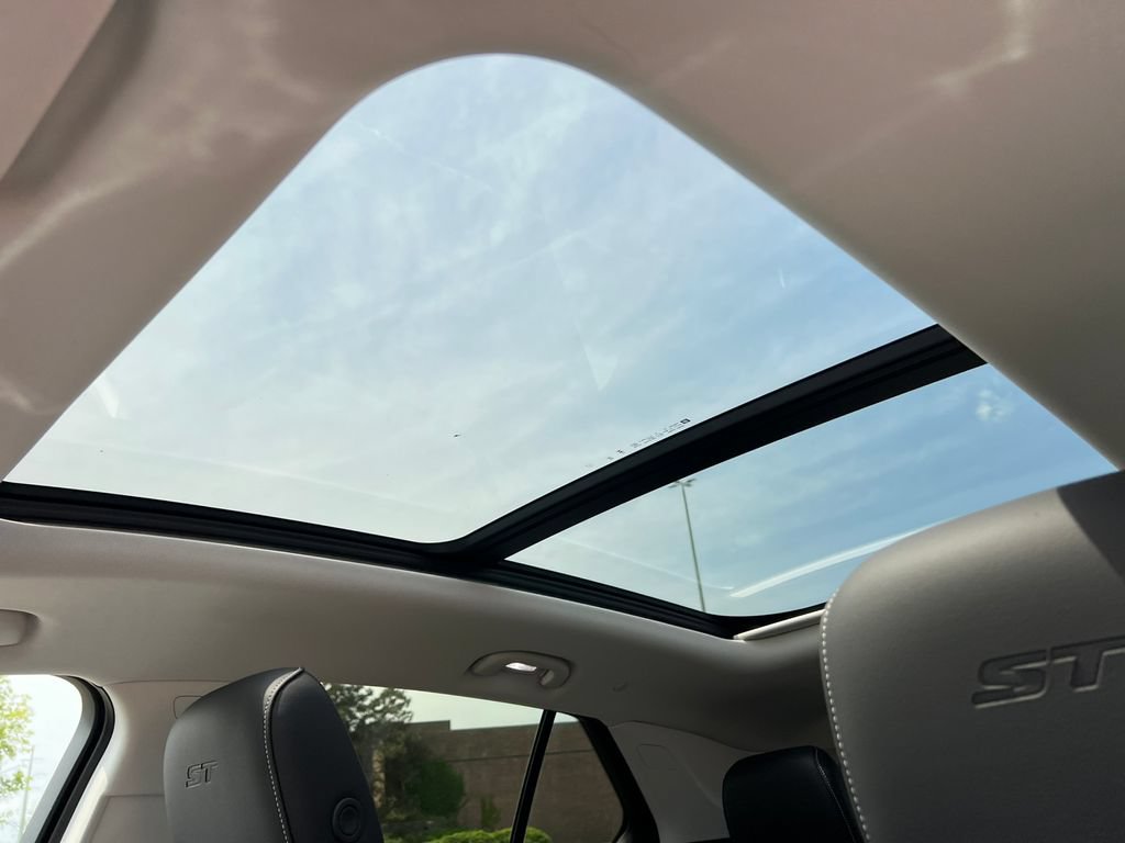 New 2026 Buick Envision Sport Touring AWD/4WD image 7
