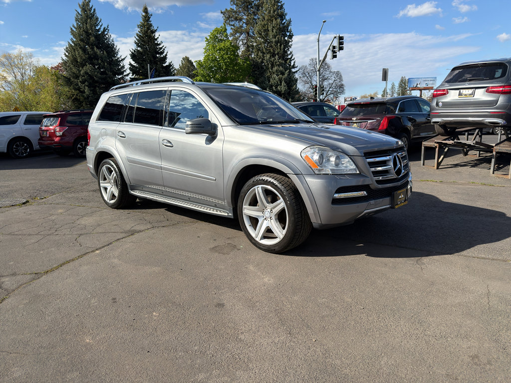 Used 2012 Mercedes-Benz GL 550 4MATIC image 10