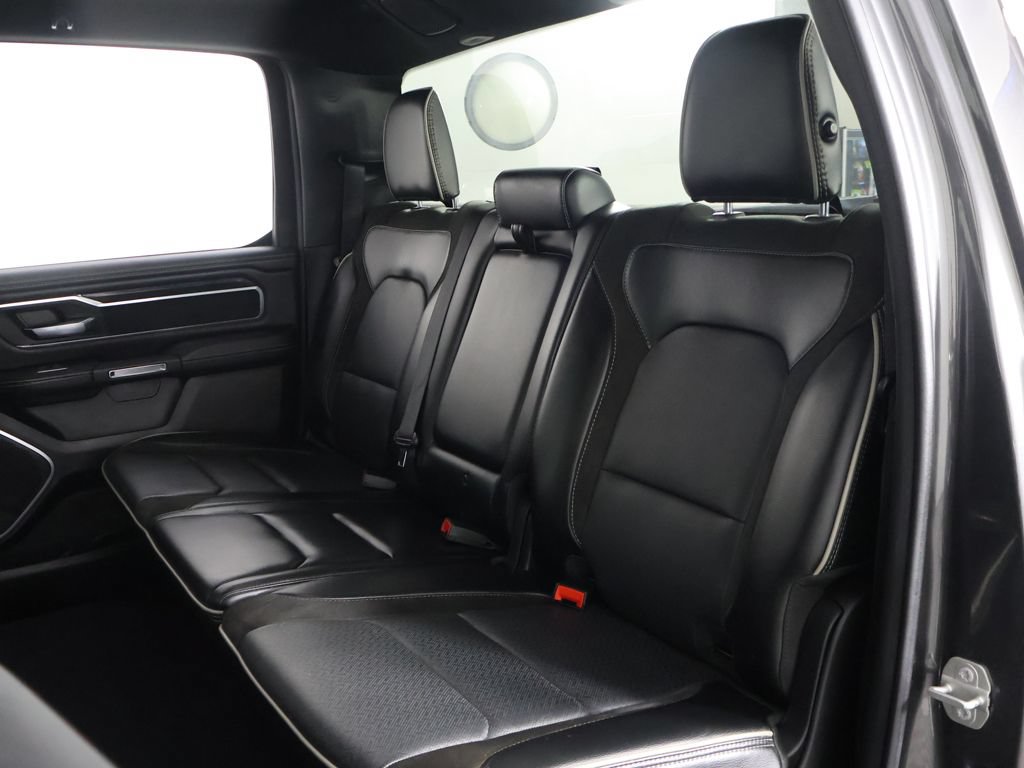 Used 2024 RAM 1500 Laramie RWD image 31