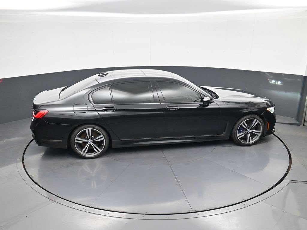 Used 2020 BMW 750i xDrive 750i xDrive w/ Autobahn Package image 33
