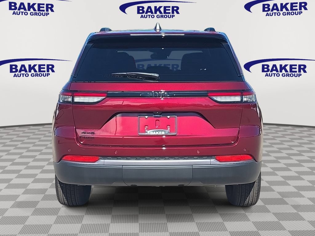 New 2026 Jeep Grand Cherokee Altitude AWD/4WD image 4