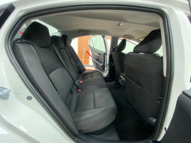 Used 2025 Toyota Camry LE FWD image 12