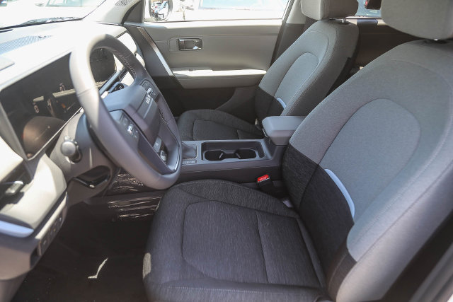 New 2027 Kia Seltos LX FWD image 10