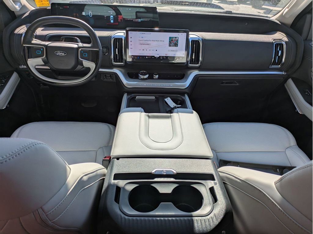 New 2025 Ford Expedition Platinum image 33