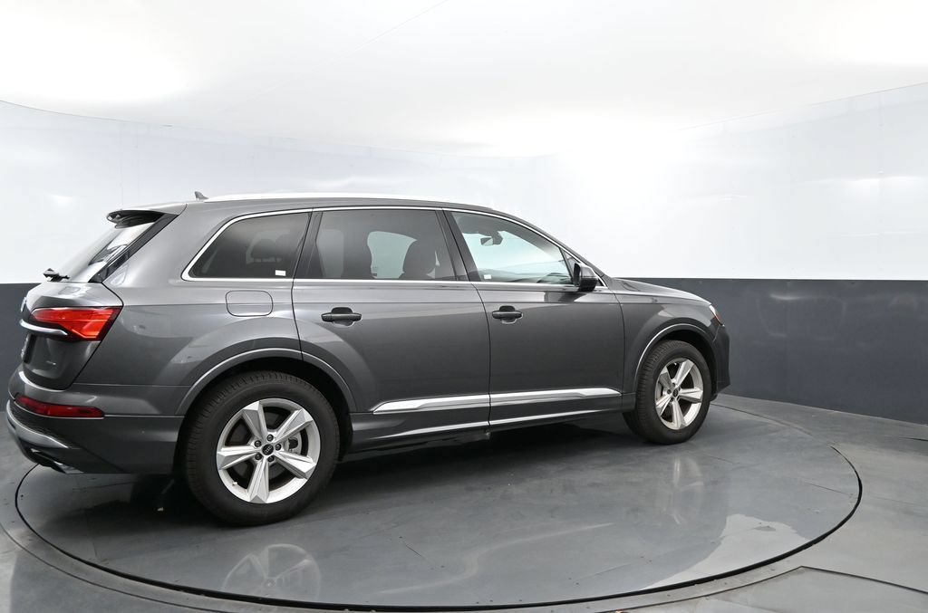 Used 2025 Audi Q7 2.0T Premium AWD/4WD image 23