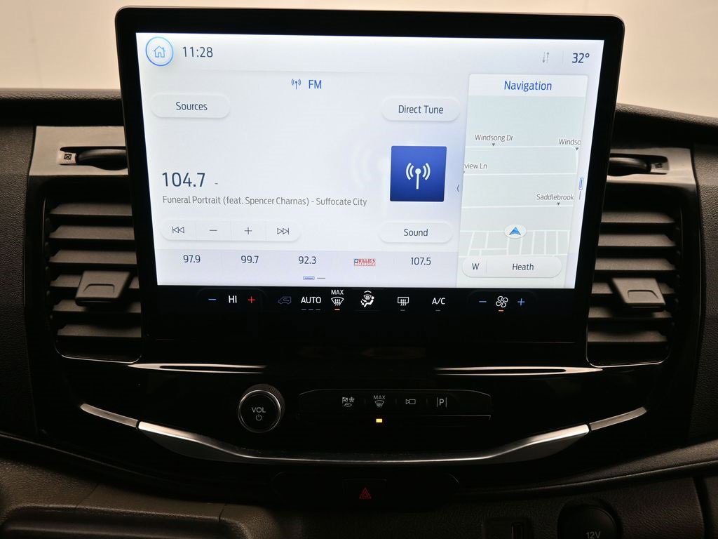 Used 2023 Ford Transit 350 XLT image 20