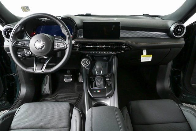 New 2026 Alfa Romeo Tonale w/ Black Premium Package image 20