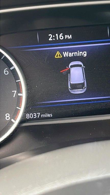 Used 2024 Nissan Murano Platinum w/ Cargo Package image 12