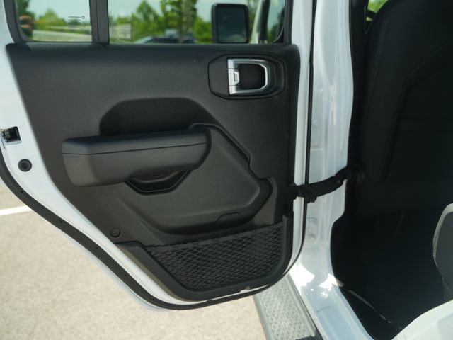 Used 2022 Jeep Gladiator Sport AWD/4WD image 17