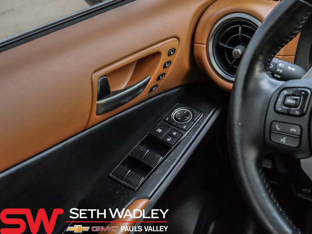 Used 2022 Lexus IS 300 w/ Premium Package RWD image 30